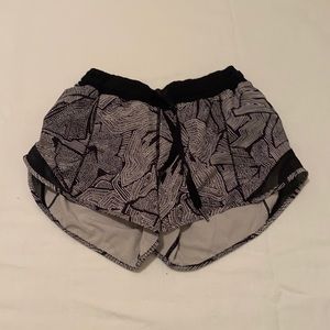 Patterned Lululemon Hotty Hot Drawstring Short